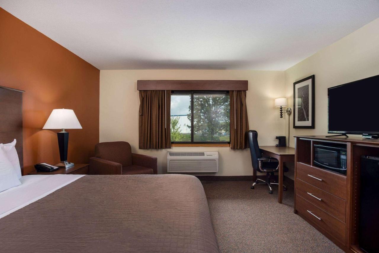 Americinn By Wyndham Tomahawk Εξωτερικό φωτογραφία